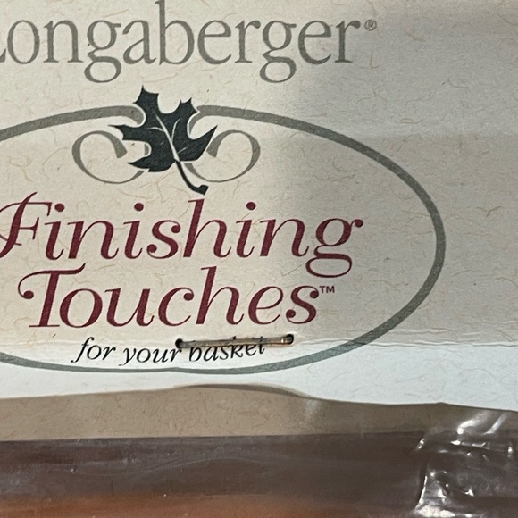 Longaberger Homestead new in packaging lid only
10.4 x 6.4 - Picture 4 of 5